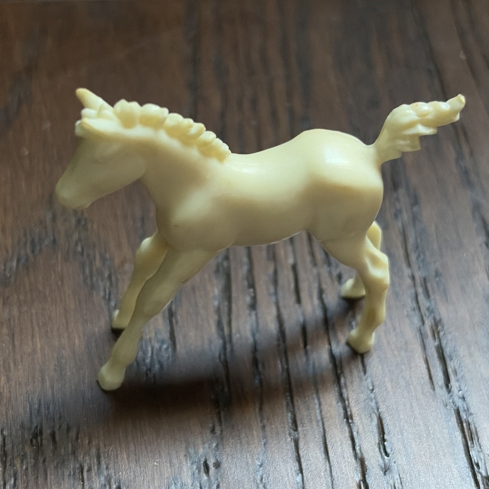 Vintage Miniature Cream Horse Figurine Marked Germany 2" Hard Plastic -‎ READ